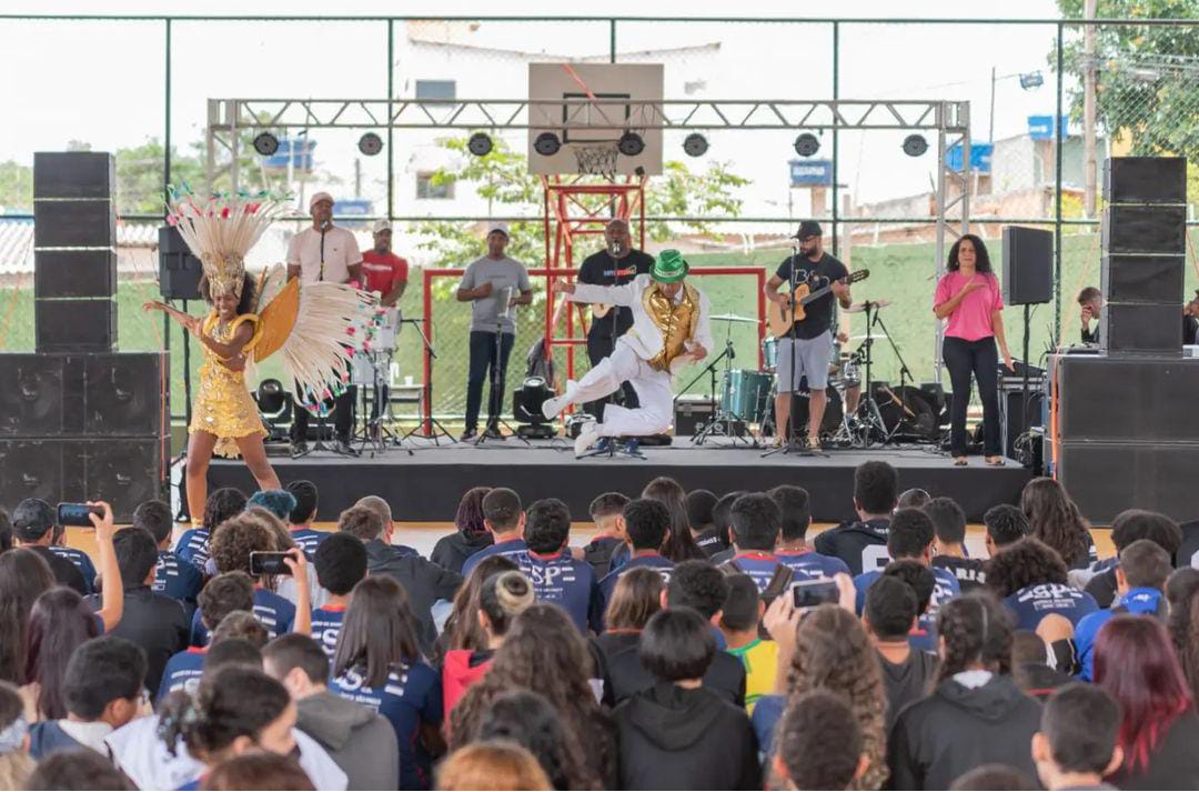 PROJETO A RODA DE SAMBA VAI À ESCOLA - ANO 2022